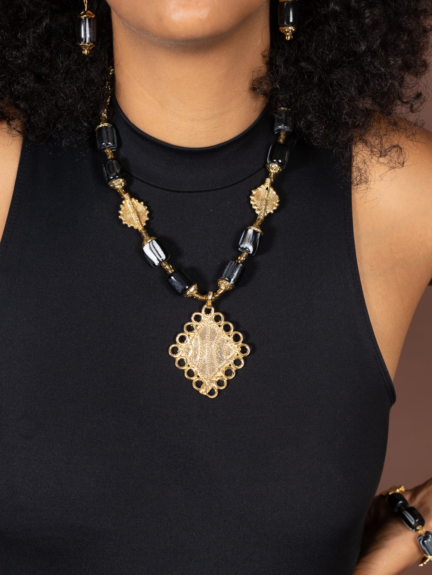 Bambara set