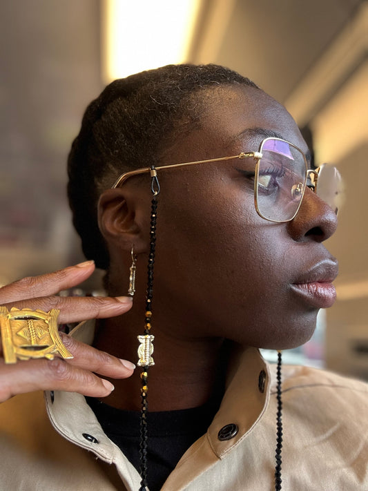 Chaîne de lunettes AKO